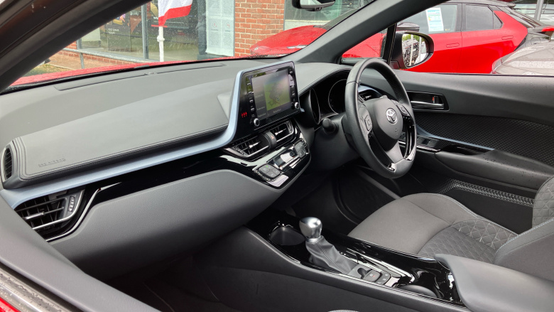Toyota C-HR 1.8 Hybrid Design 5dr CVT Hybrid Hatchback